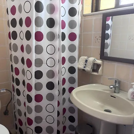 Aleka Apartamento Cos